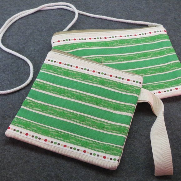 Set of 2 Matching Green Lace Hand Crafted Totes Zippered Makeup Bags NEW - Picture 2 of 4